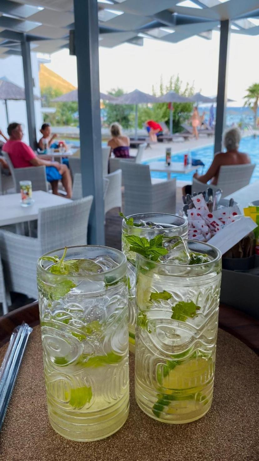 Surf Hotel Васілікі Екстер'єр фото