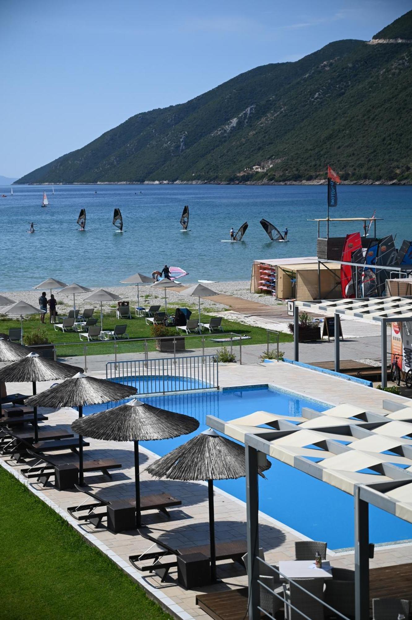 Surf Hotel Васілікі Екстер'єр фото