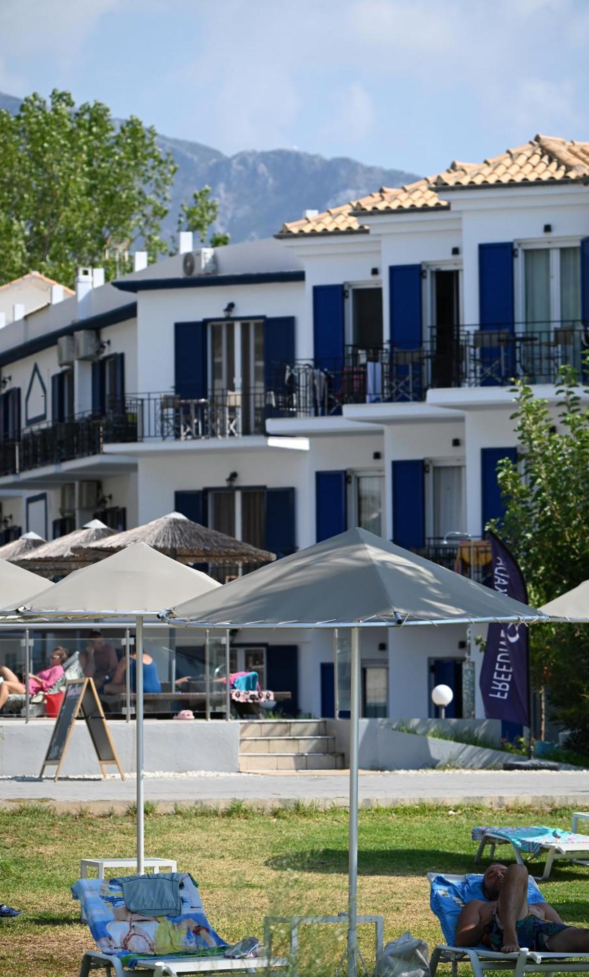Surf Hotel Васілікі Екстер'єр фото